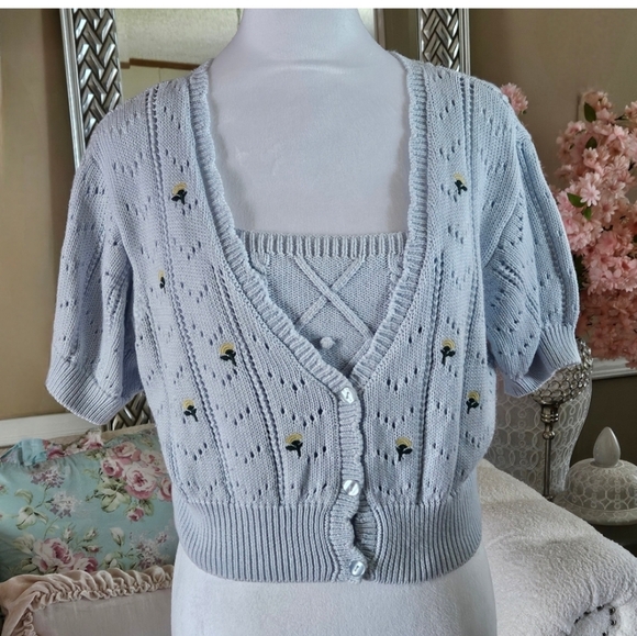 Coquette sweater set - Picture 15 of 15